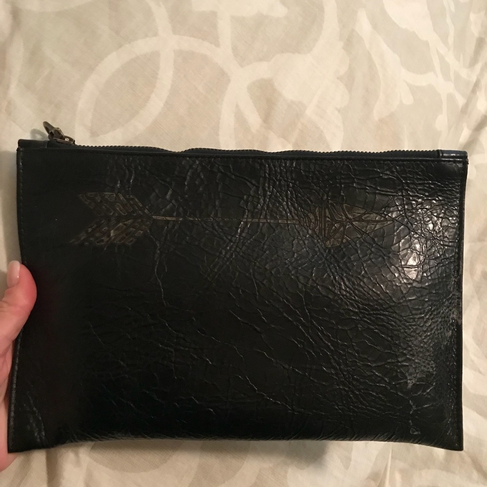 Tylie Malibu leather clutch.
